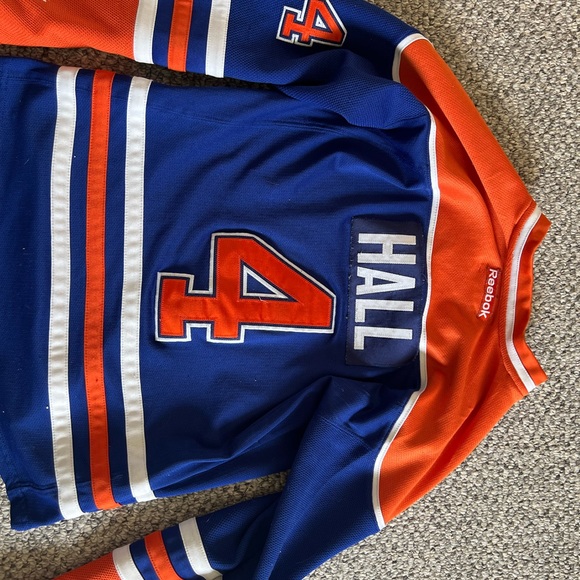 Oilers jersey !!!!! - Picture 2 of 2